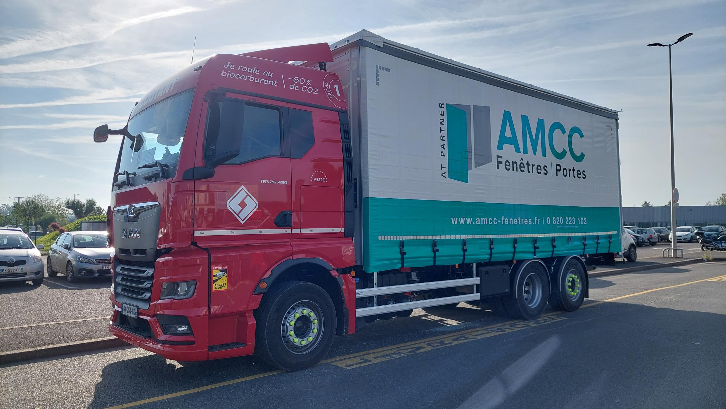 Présentation d'un camion au biocarburant AMCC