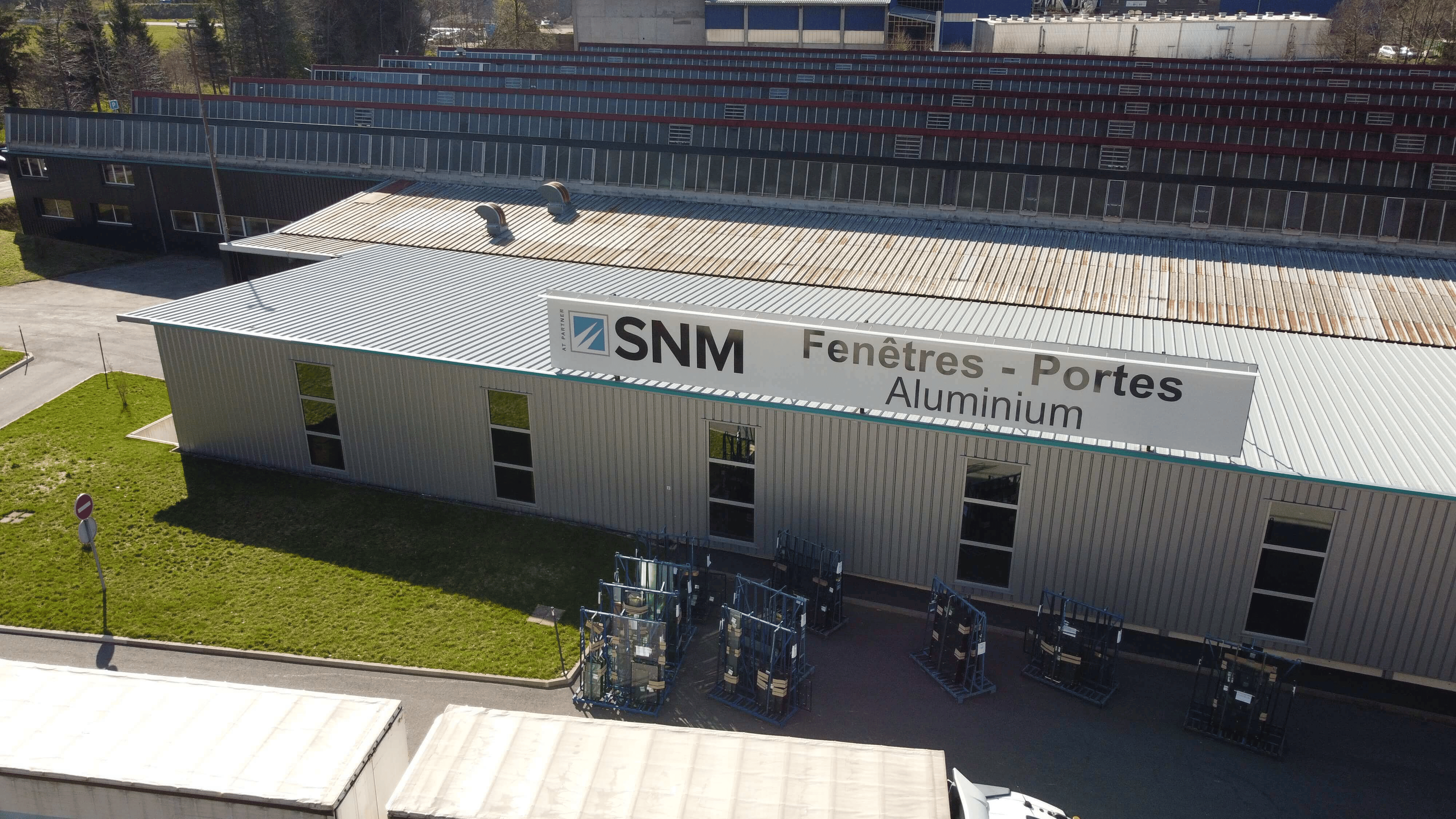 Vue aérienne de l'usine SNM